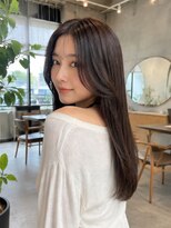 フィエル(Fier)&nbsp;艶髪ロングレイヤーカット×前髪カット