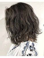 ダルシット(dulcet★★★)&nbsp;【☆☆☆】夏を先取りバレイヤージュハイライトが超カワイイ♪♪