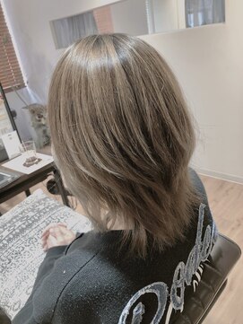 コエバイロゼオ(coe by Roseo) ウルフバレイヤージュ