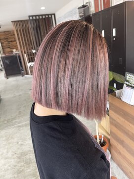 ヘアデザイン ゴドバン(Hair Design Gdobant) カラー/ショート/ボブ/ブリーチ/ピンク/ベージュ/