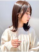 ツヤ感ブラウン×ナチュラルミディアム