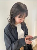 グレージュミディアム