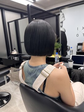 ハルキミナト ジャパン トウキョウ(HARUKI MINATO japan TOKYO) ぱっつんボブ