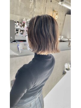 エタ(eta) 【eta】ボブ×バレイヤージュ /金井