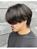 ヒュイル バイ ニアウ(Hwyl by Niau) メンズセンターパートウルフスパイラルパーマニュアンスパーマ