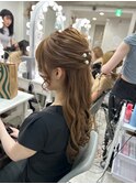 キレイめねじりハーフアップ