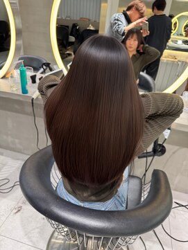 ロンドウル 熊本(Lond ulu) レイヤーカット/小顔に見せるヘア/ネビージュ/黒髪カタログ/美髪