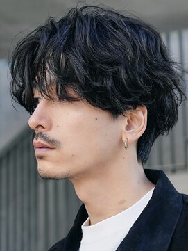 フィフス トウキョウ (fifth TOKYO) 渋谷フェザーショートメンズカットセンターパートルーズパーマ