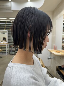 アマトウキョウスマートサロン(AMA TOKYO×Smart Salon) ぱつっと外はねボブ