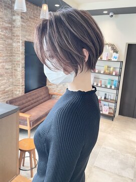 バンプ ギンザ(BUMP GINZA) 30代40代50代絶壁解消白髪ぼかし面長似合う若見えショートヘア伊