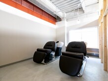 【特別な癒し空間】個室のシャンプーブースで人目を気にせずリラックスしながらトリートメントができます♪
