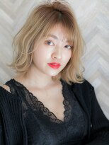 ローレン(LOREN)&nbsp;韓国シルエット/レイヤー大人ボブ/顔まわりアレンジ