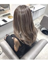 クロレ(Colorer) 大人上品ハイライト×透明感グレージュ