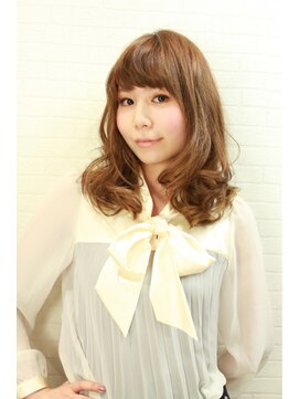 アヴァンティ ヘアーアンドスパ(avanti hair&spa) ガーリーAラインミディ