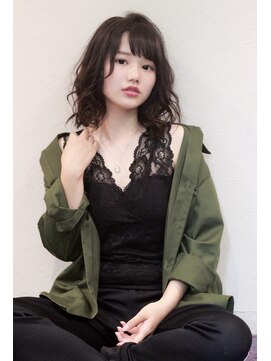 ヘアサロン マゼラン 新宿(Magellan) 大人可愛い・ミディアムヴェールウェーブ