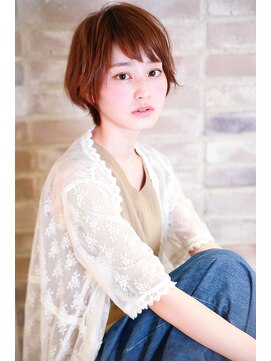 クロワ(croix) 【croix】ジェンダーレスフェザーショート×切りっぱなしボブ