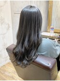 アッシュグレージュ×レイヤーロング