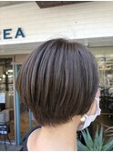 ショートボブ