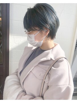 レジスタヘアーワークス (REGISTA hair works) ショート×ハイライトでネイビーブルー
