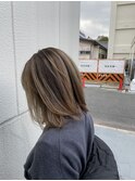 大人可愛い20代30代ハイライトレイヤーボブ