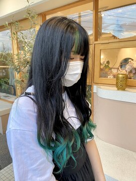 モカヘアー(mocha hair) ロングヘア/裾カラー/グリーンカラー/ポイントカラー