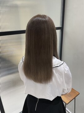 フェリア 松山(Feria) 【Feria松山】ブリーチ履歴×透明感グレージュ‐相原愛梨‐