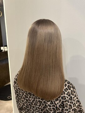 アヴァンティ ヘアーアンドスパ(avanti hair&spa) ミルクティーベージュ