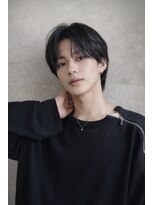 ユニカバイベル 御殿山店(unica by Belle) 刈り上げなしセンターパート毛流れパーマ