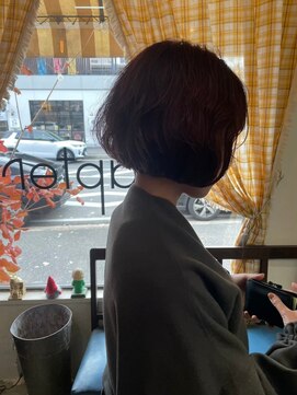 チャプター 問屋町(chapter) ミニボブワインレッド髪質改善ケアブリーチパツっとボブ