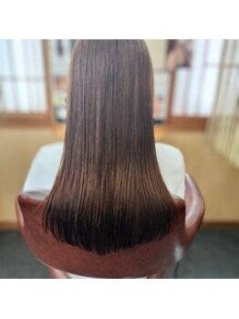 ヒトリシズカの写真/酸性、縮毛矯正からトリートメント系のストレートまで、髪の事を第一に考え、ご提案させて頂きます。
