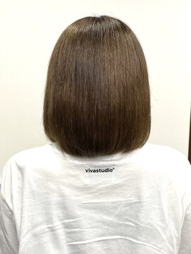 38 ミヤ(MIYA) ブリーチ4回と縮毛矯正2回で固くヒラなってしまっても髪質改善♪