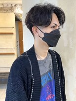 前下がりニュアンスパーマセンターパート