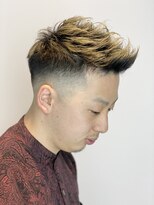 モレッティウィズリゴヘアー(Moretti with RIGO hair) 刈り上げ、モヒカン