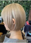 ショート×ホワイトアッシュ