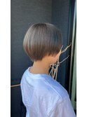 コンパクトショート×オリーブカラー