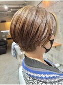 大人かわいい前下がりショート20代30代40代　池袋　目白
