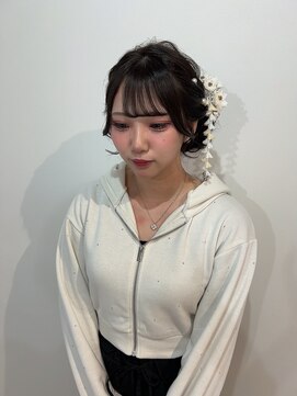 ディティカ ティア(Dityca tia) サイドシニヨン