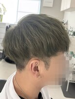 髪処イヤシロチ&nbsp;ツーブロック+パーマ+カーキカラー