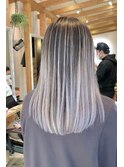 バレイヤージュグレージュハイライトダブルカラーケアブリーチ