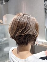 クローニー(Crony) 前下がりショート