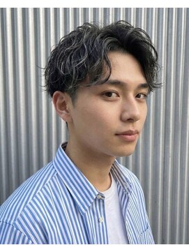 グロウ(GLOW) 前下がりマッシュ