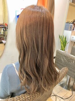 アトリエフリーナルオ(atelier FRee naruo)の写真/価格も雰囲気も気軽に通いやすいサロン◎ダメージレスな施術＆丁寧な技術で、いつでもキレイをキープ♪