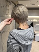 シア(XIA)&nbsp;ホワイトベージュ