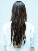 アルブ ウオマチ(alb.UOMACHI) ウルフロングレイヤースタイル