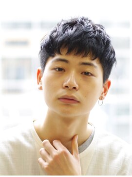 サークル(CIRCLE) ブルーブラック/スパイキーショート/サーフカールフェザーパーマ