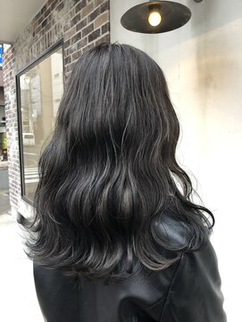 ヘアー アイス カンナ(HAIR ICI Canna) グレーアッシュ×ベージュハイライト