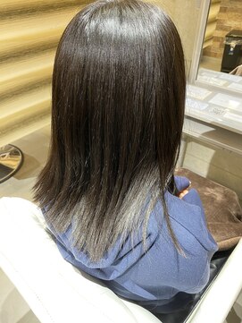 カラリア(COLORIA) 【ストレート】愛され系さらつやストレート☆