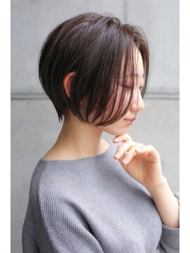 カライングドゥ(ing deux) 大人可愛い20代30代40代黒髪前下がりショートボブ丸みショート◎