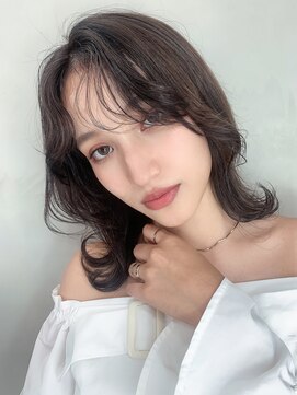 アイティーバイアルバム 下北沢店(IT by ALBUM) ウルフカット_アースカラーくびれヘアツートンカラー_8715