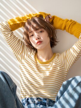 シフターズ(SIFTERS) エアリーボブ ◯ライトベージュ ◇レイヤー